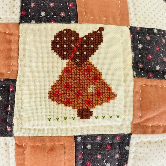 Holly Hobbie Quilt Pillow Finished Cross Stitch Handmade Ruffle Eyelet 14 in u - Picture 2 of 4
